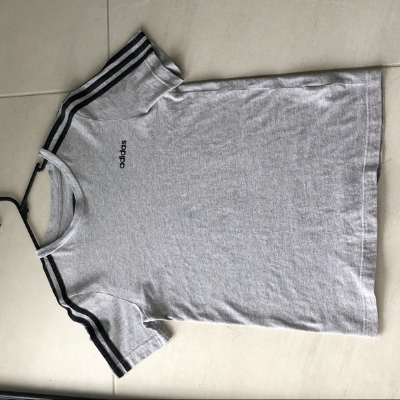 ADIDAS junior size 13/14 Top - Picture 2 of 3